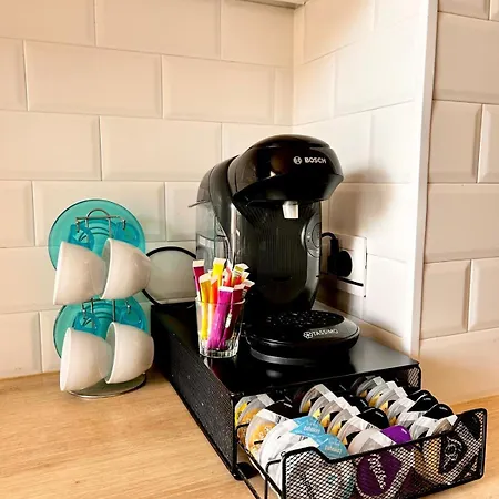 Near Port & - Private Parking & Breakfast - Full نيس