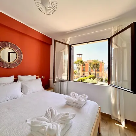 Near Port & - Private Parking & Breakfast - Full شقة *