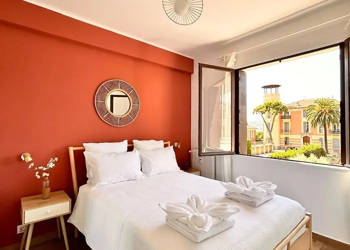Daire Near Port & - Private Parking & Breakfast - Full